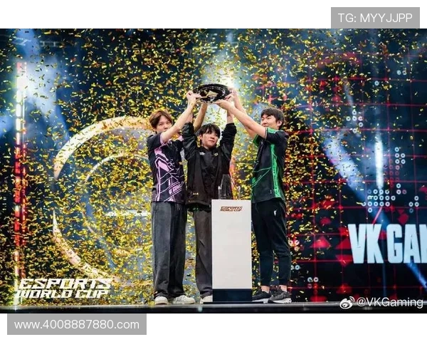 《2025年全球电竞赛事新动向：各大战队转会潮与新游戏崛起》